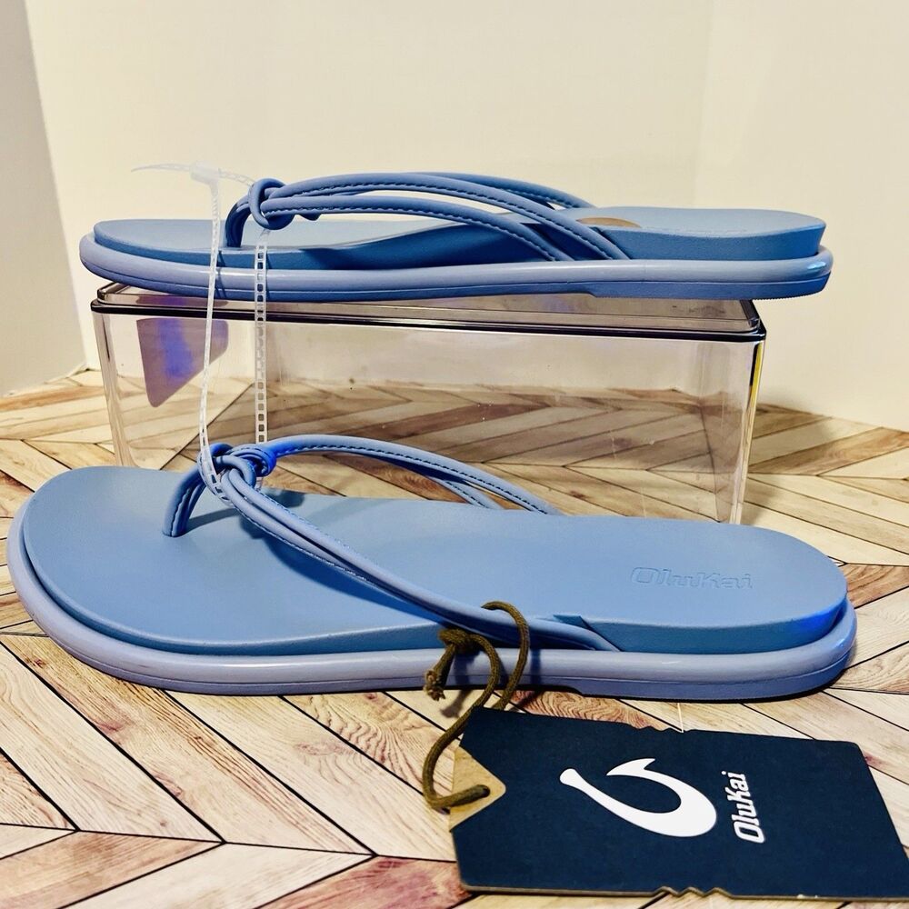 OluKai Aka‎ Flip Flop Sandals Cloud Blue Women's 8 Beach Comfort Strappy Pool